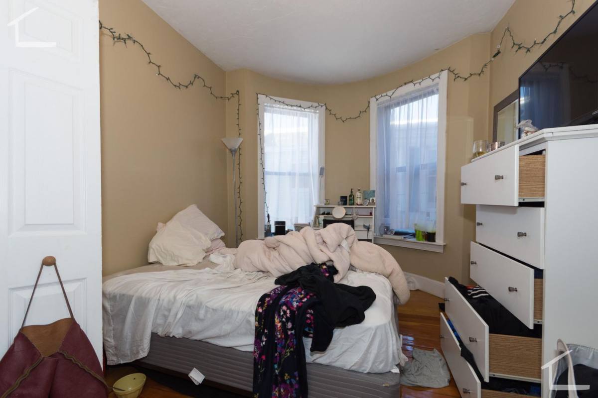Apartment for rent at 17 Highgate St, Allston, MA 02134