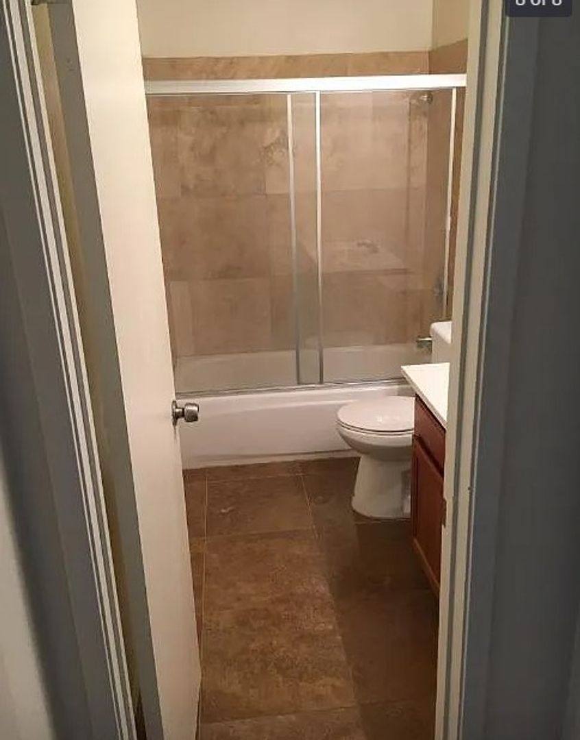 Apartment for rent at 925 Civic Center Dr, Rohnert Park, CA 94928