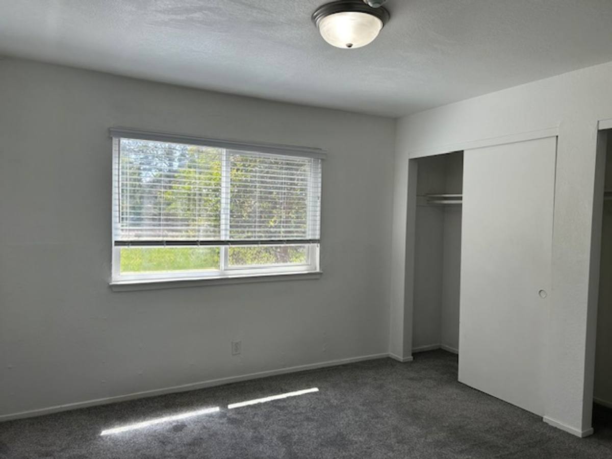 Apartment for rent at 925 Civic Center Dr, Rohnert Park, CA 94928