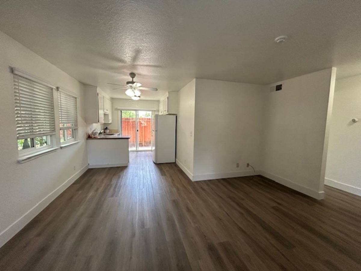 Apartment for rent at 925 Civic Center Dr, Rohnert Park, CA 94928