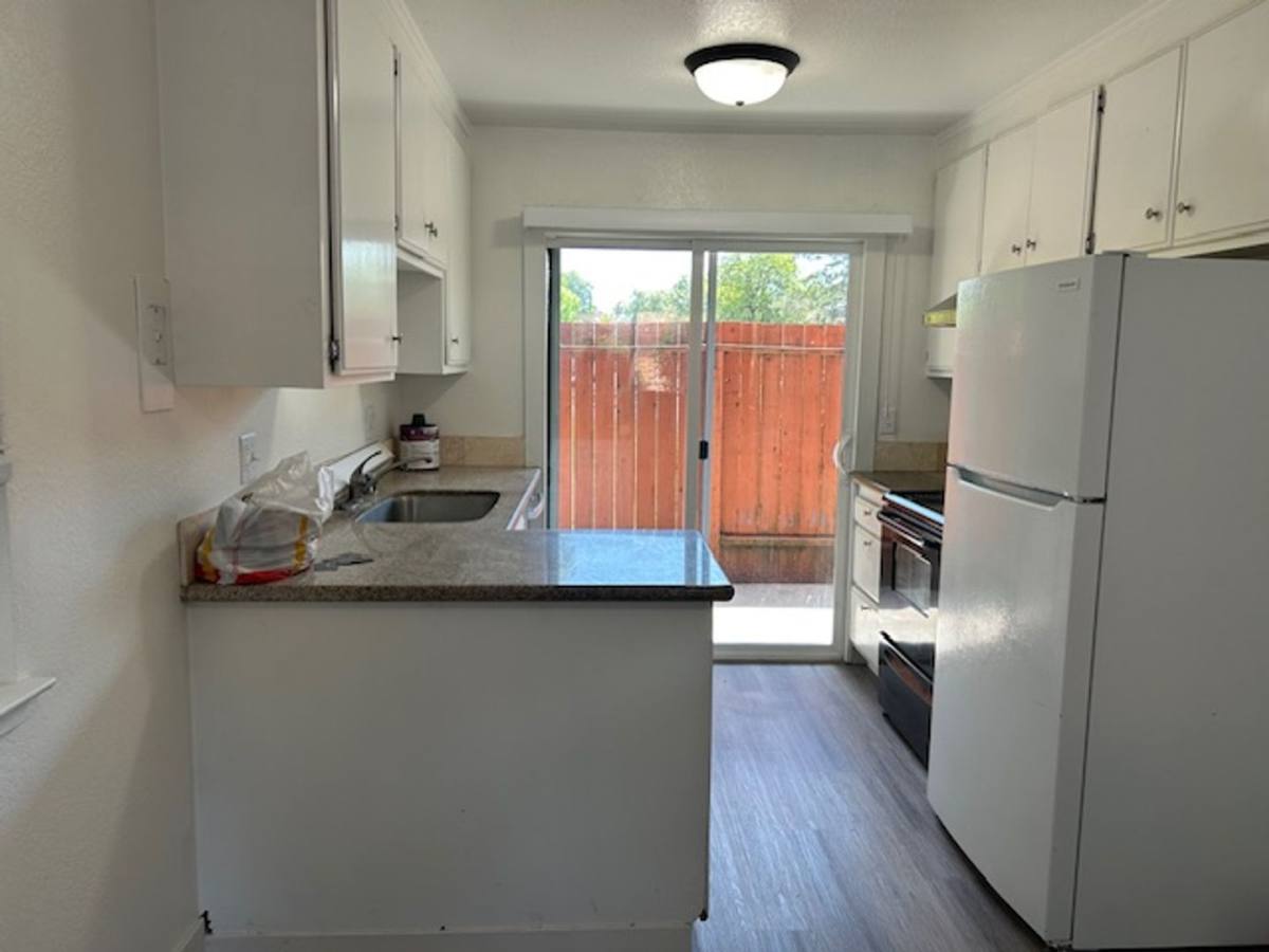 Apartment for rent at 925 Civic Center Dr, Rohnert Park, CA 94928