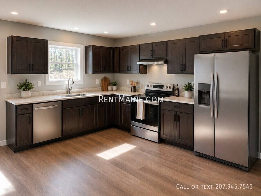 Apartment for rent at 599 Pine Tree Rd #3, Bangor, ME 04401