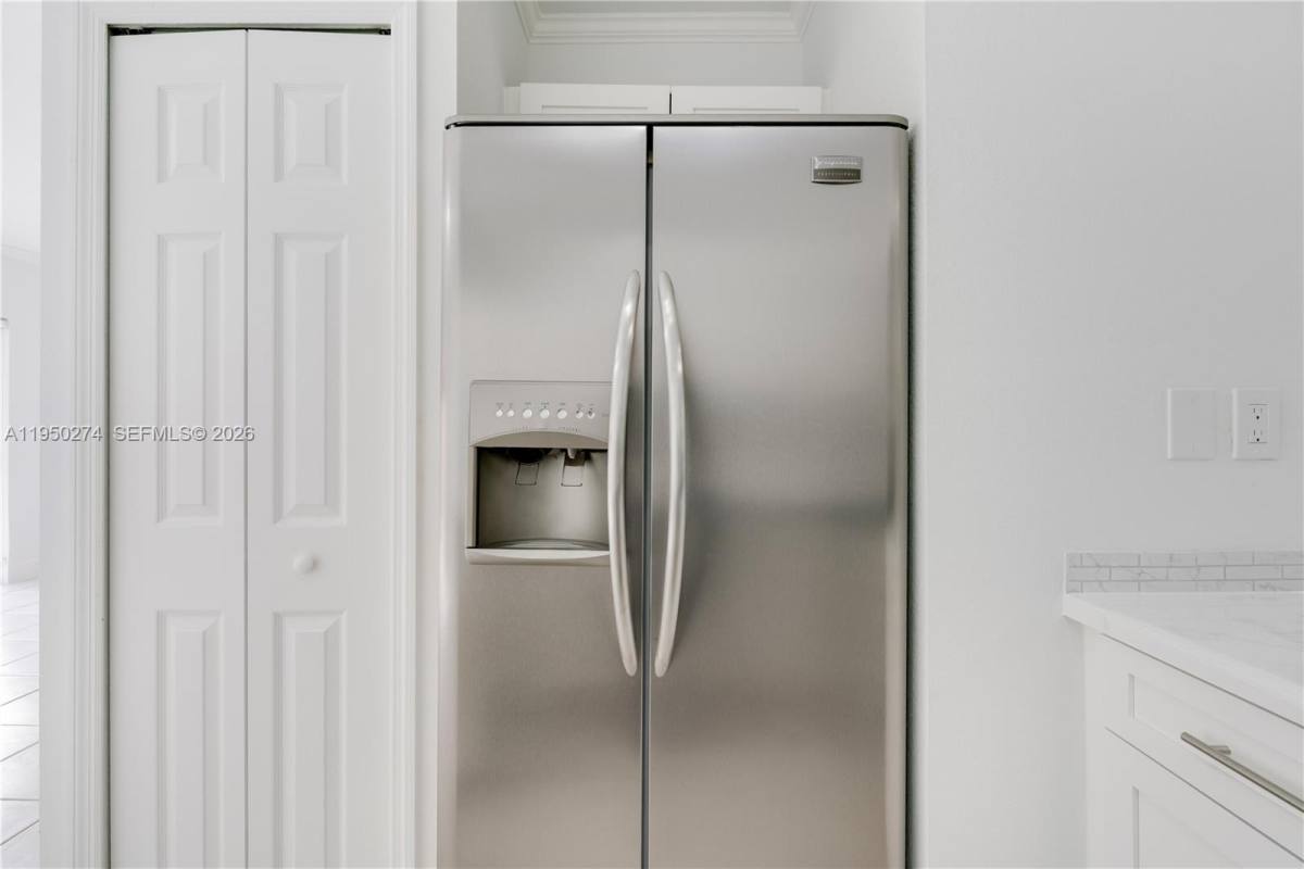 Townhouse for rent at 9481 SW 78th Ave, Miami, FL 33156