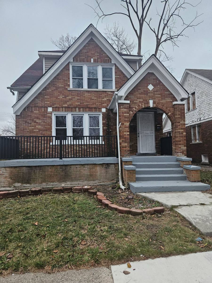 Townhouse for rent at 5211 Lakeview, Detroit, MI 48213