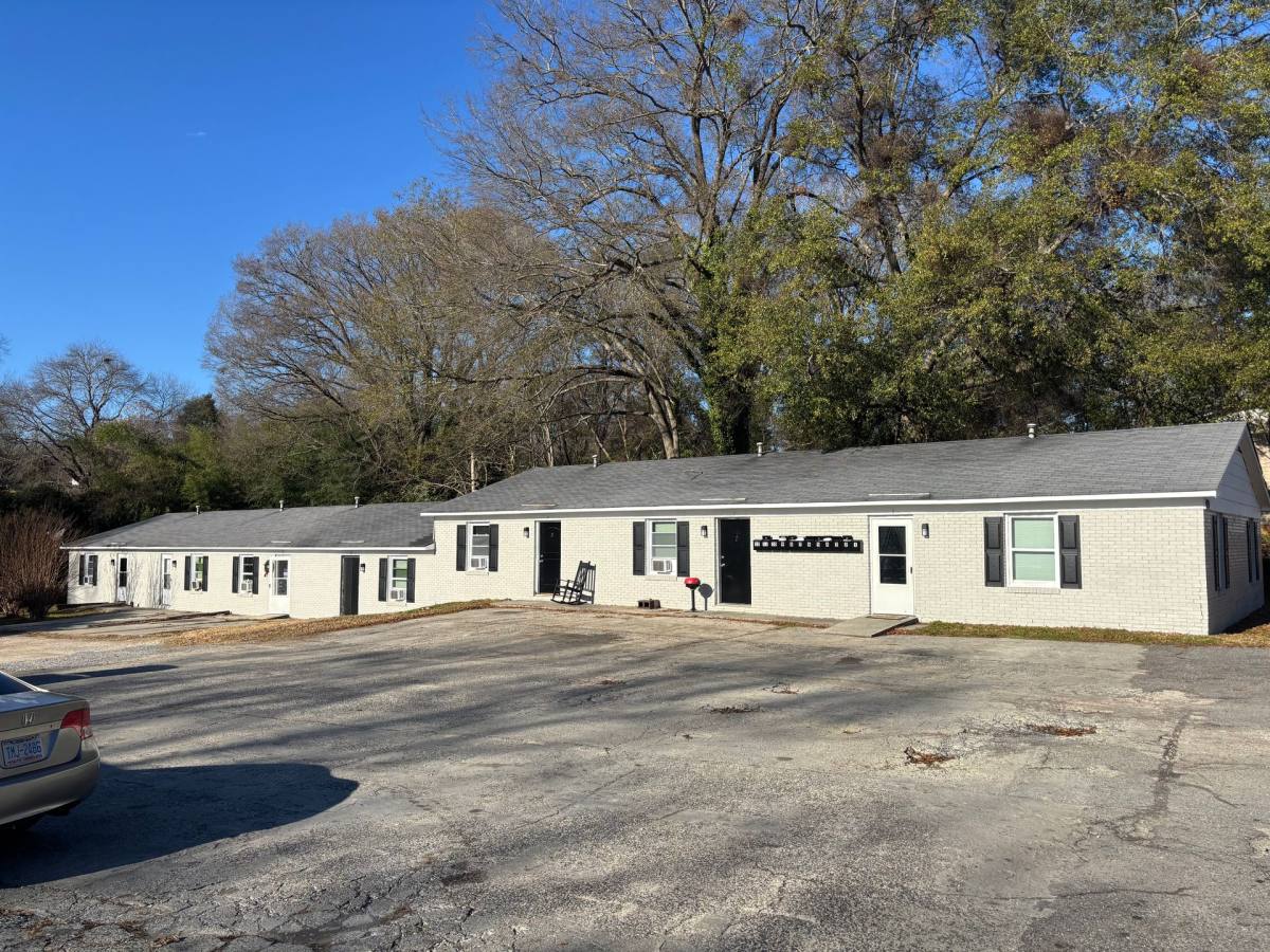 Apartment for rent at 430 Osceola St, Gastonia, NC 28054