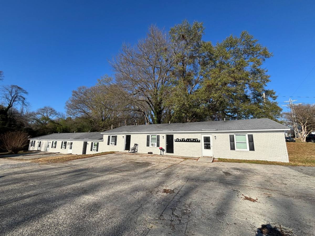 Apartment for rent at 430 Osceola St, Gastonia, NC 28054