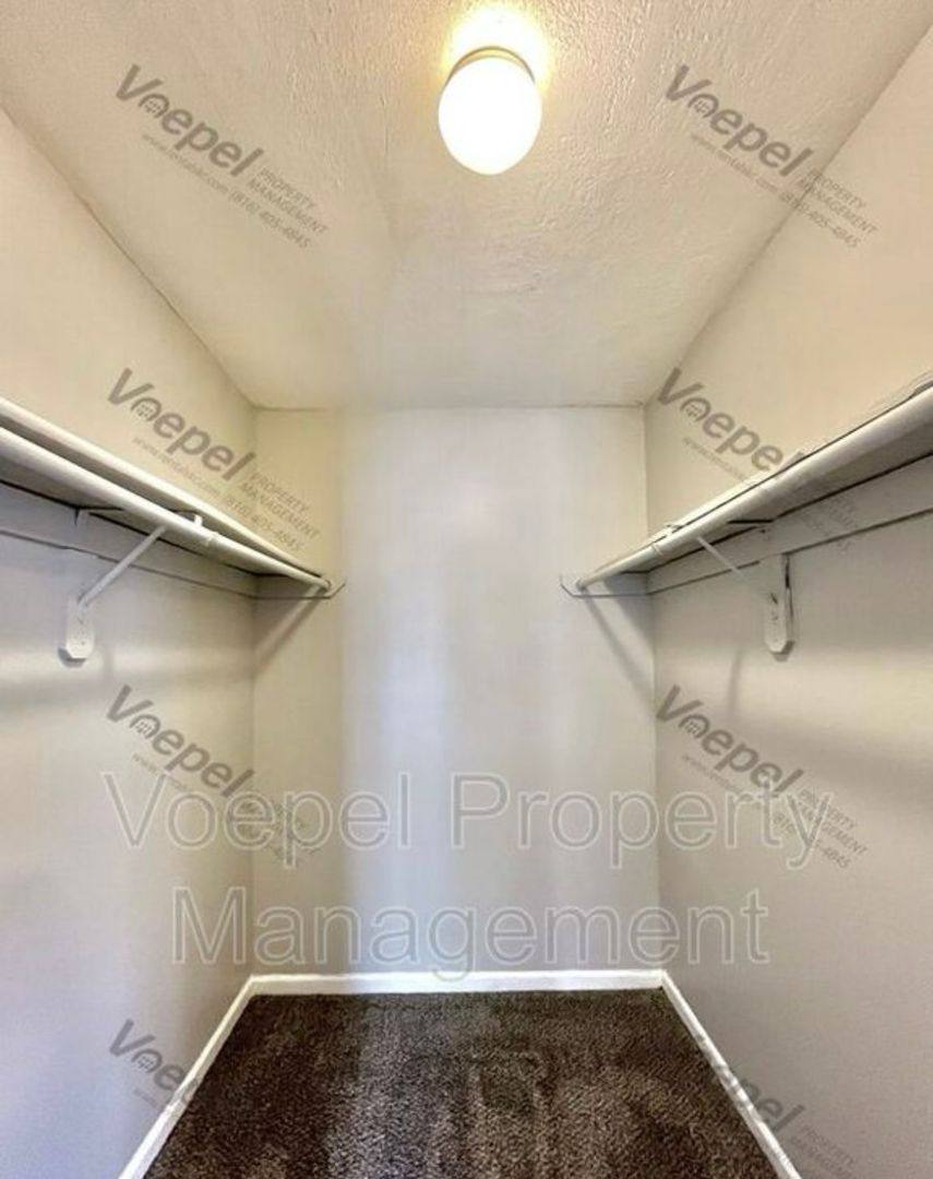 Apartment for rent at 10109 - 10115 E, Kansas City, MO 64133