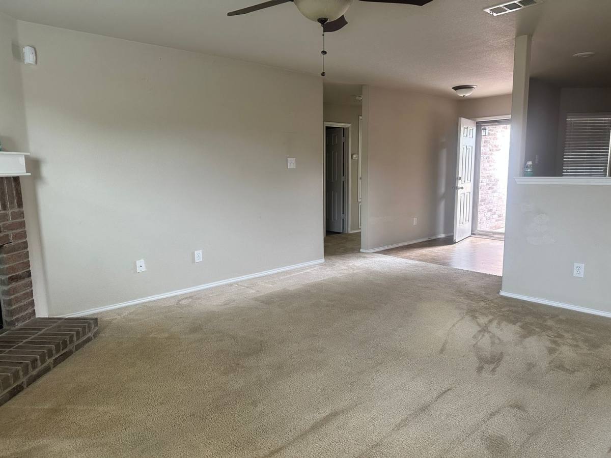 House for rent at 5729 Mirror Ridge Dr, Fort Worth, TX 76179