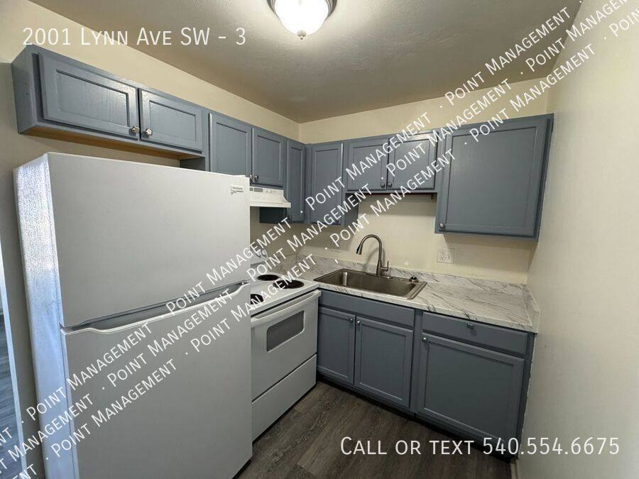 Apartment for rent at 2001 Lynn Ave SW #3, Roanoke, VA 24014