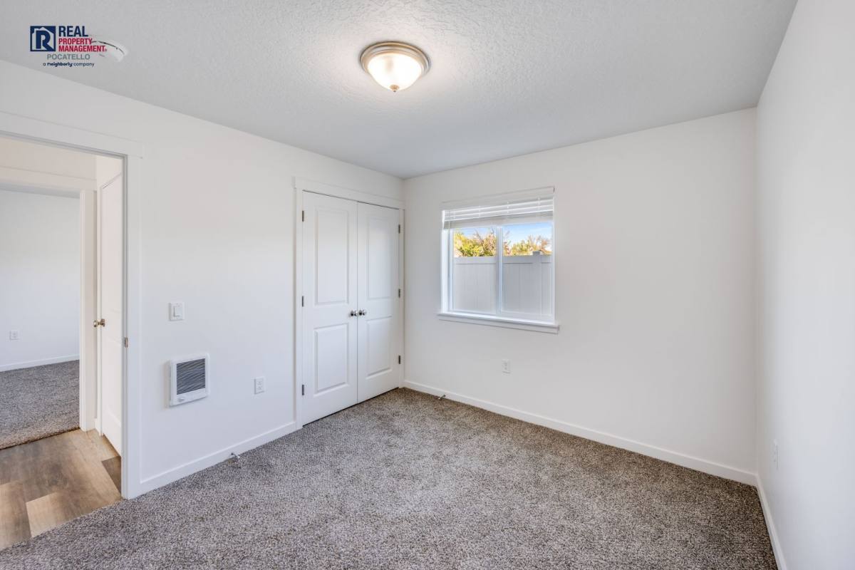Apartment for rent at 114 Briscoe Rd, Pocatello, ID 83202