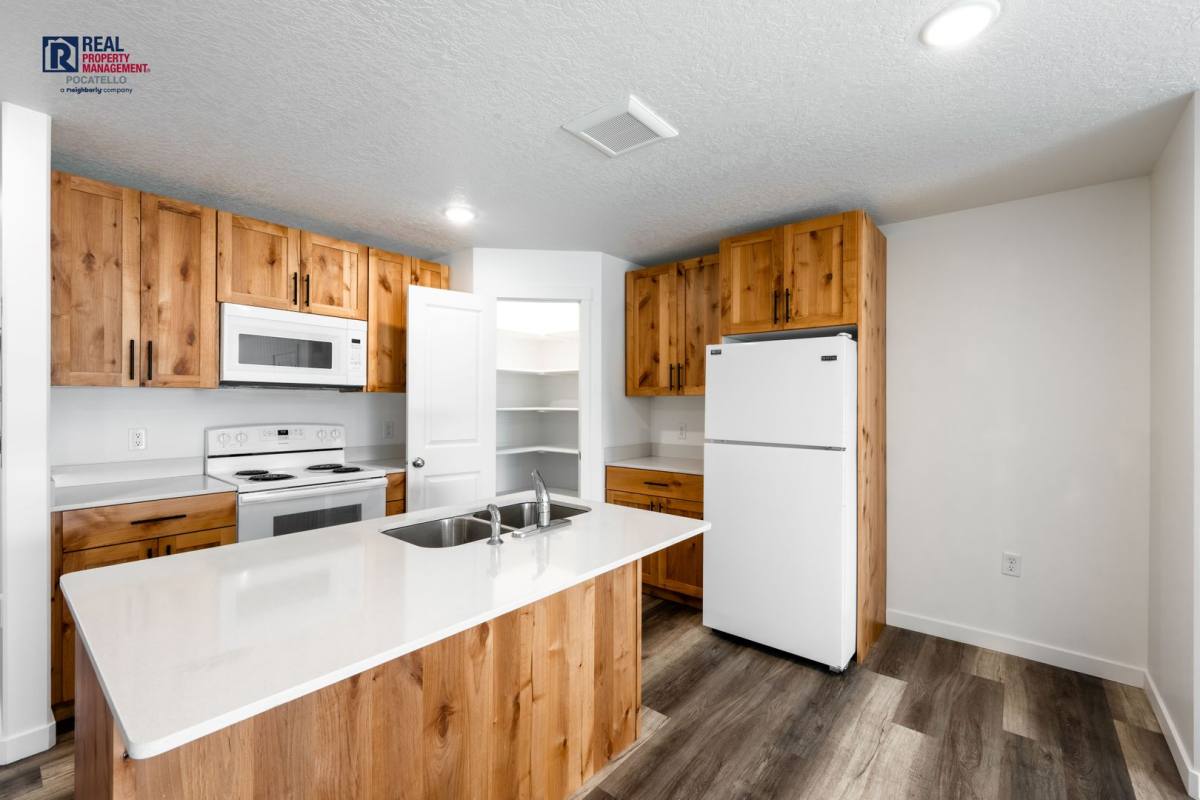 Apartment for rent at 114 Briscoe Rd, Pocatello, ID 83202