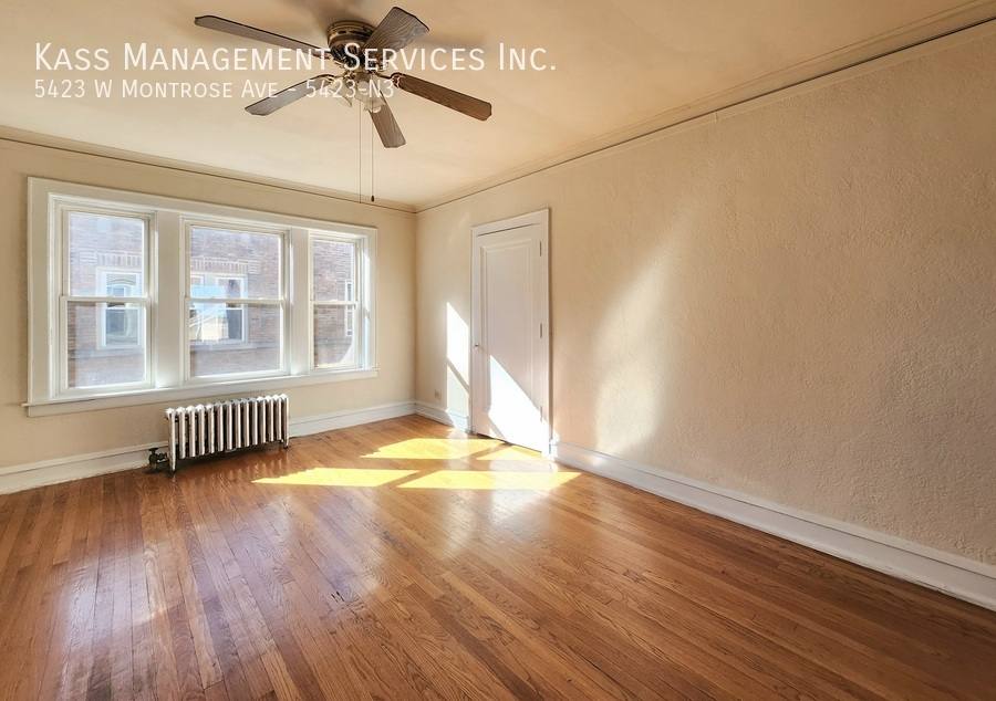 Apartment for rent at 5423 W Montrose Ave #N3, Chicago, IL 60641
