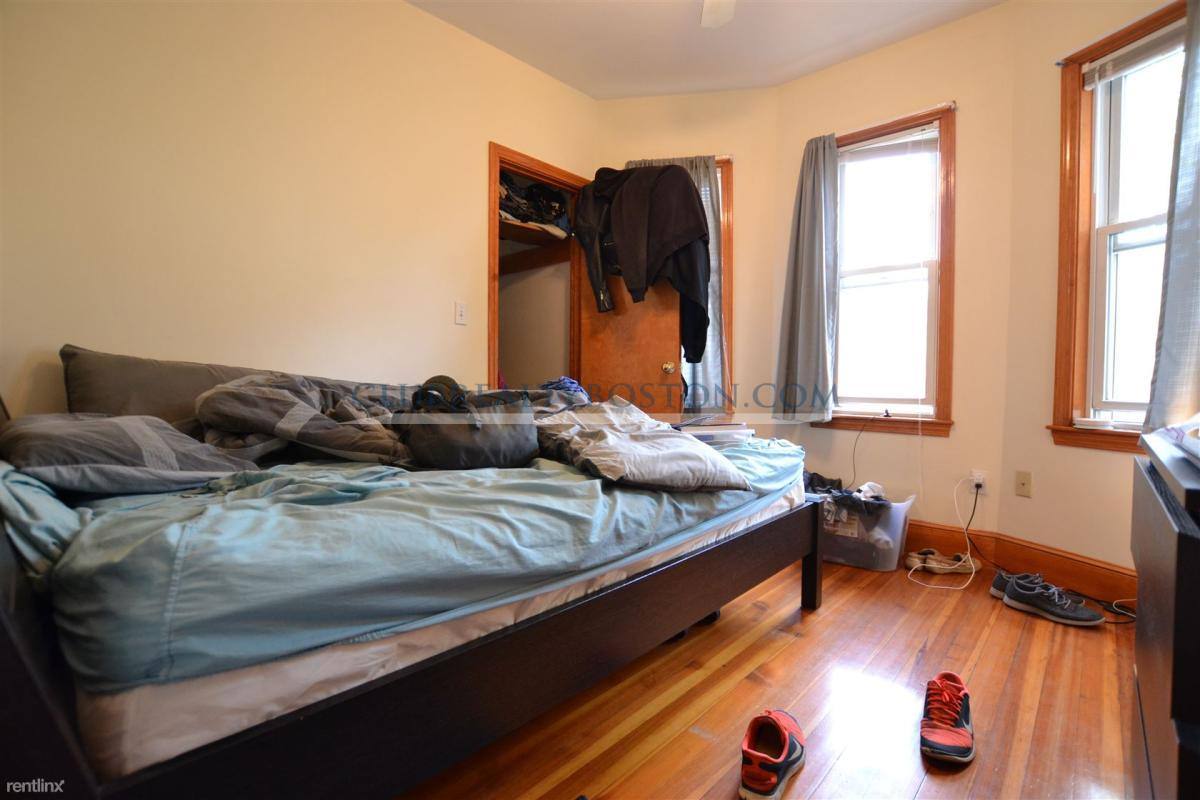 House for rent at 12 Montcalm Rd #2, Brighton, MA 02135