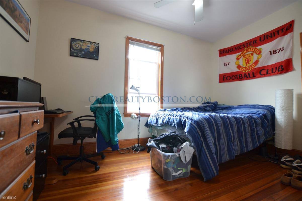 House for rent at 12 Montcalm Rd #2, Brighton, MA 02135