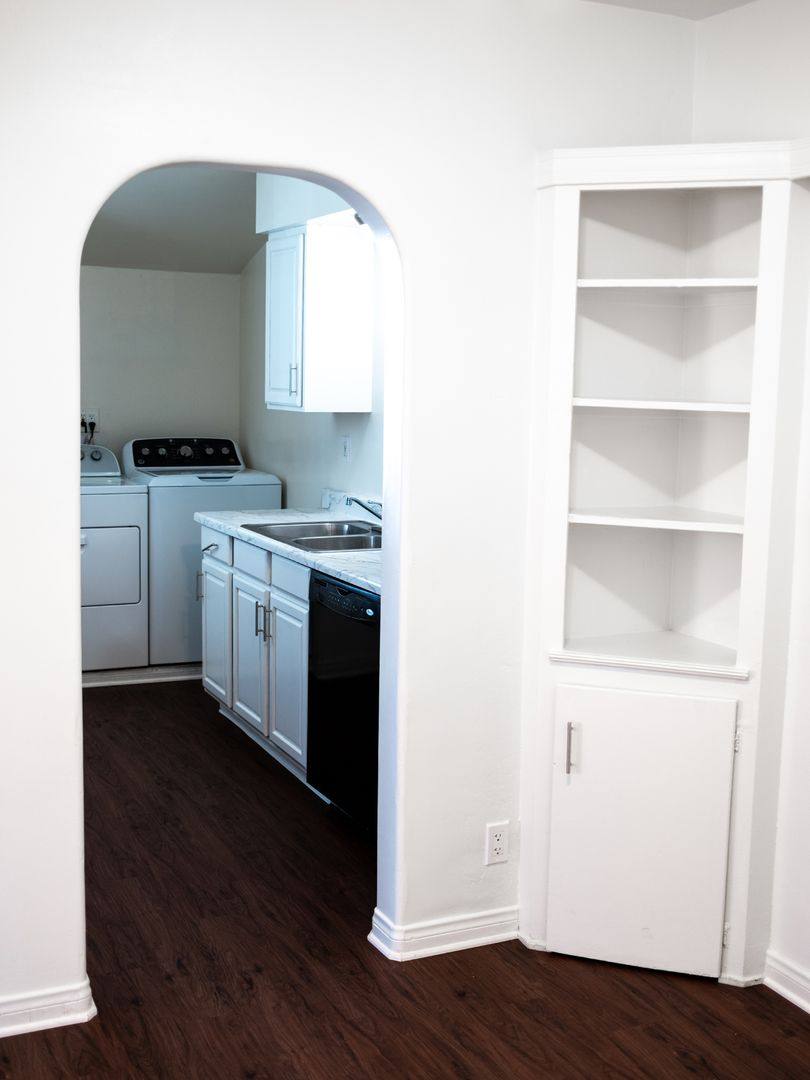 House for rent at 5016 Kester Ave, Sherman Oaks, CA 91403