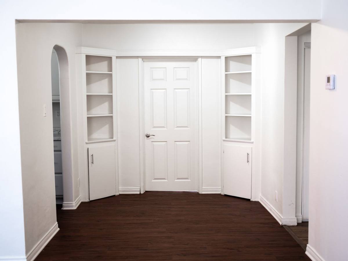 House for rent at 5016 Kester Ave, Sherman Oaks, CA 91403
