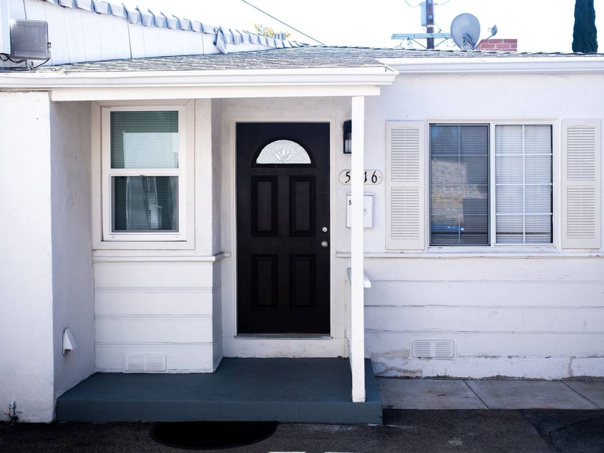 House for rent at 5016 Kester Ave, Sherman Oaks, CA 91403