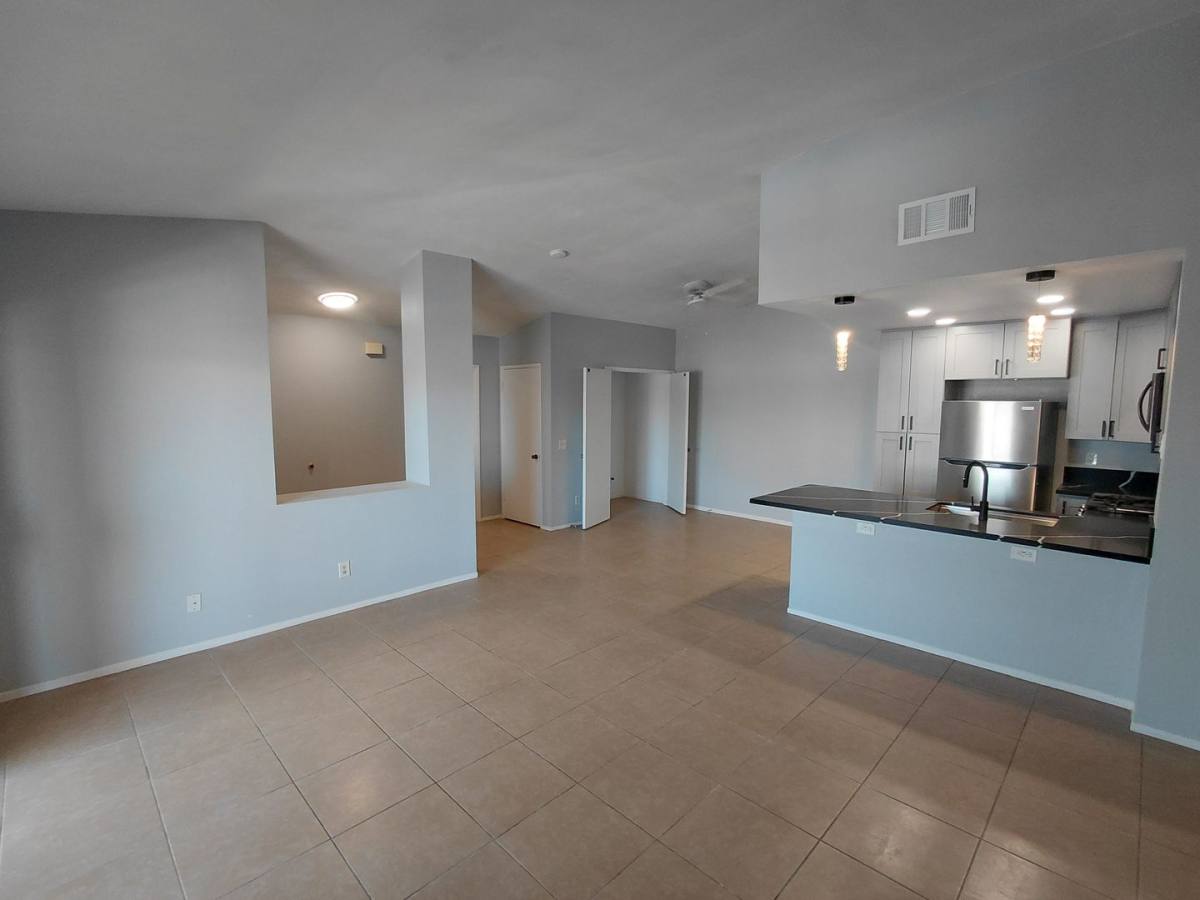 Condo for rent at 1100 Rodeo Dr, Imperial, CA 92251