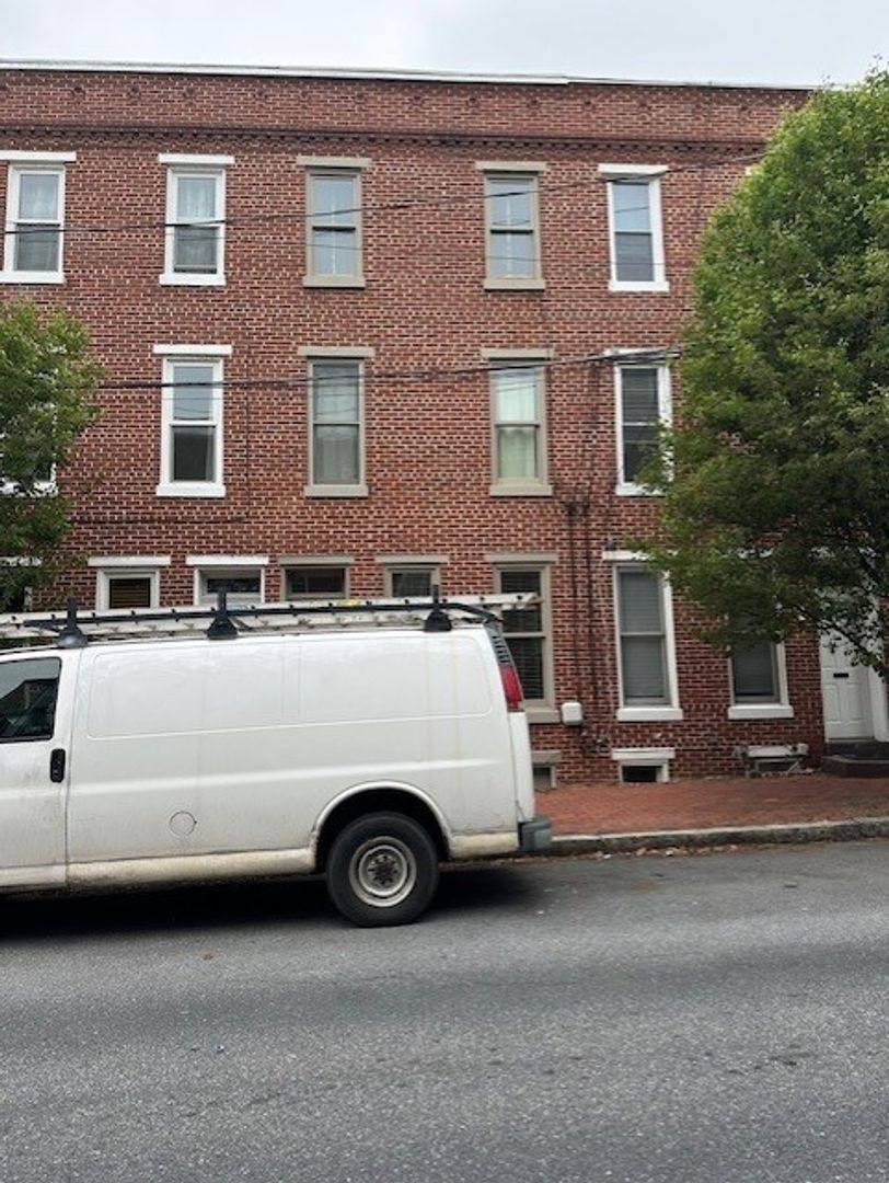 House for rent at 116 Cumberland St, Harrisburg, PA 17102