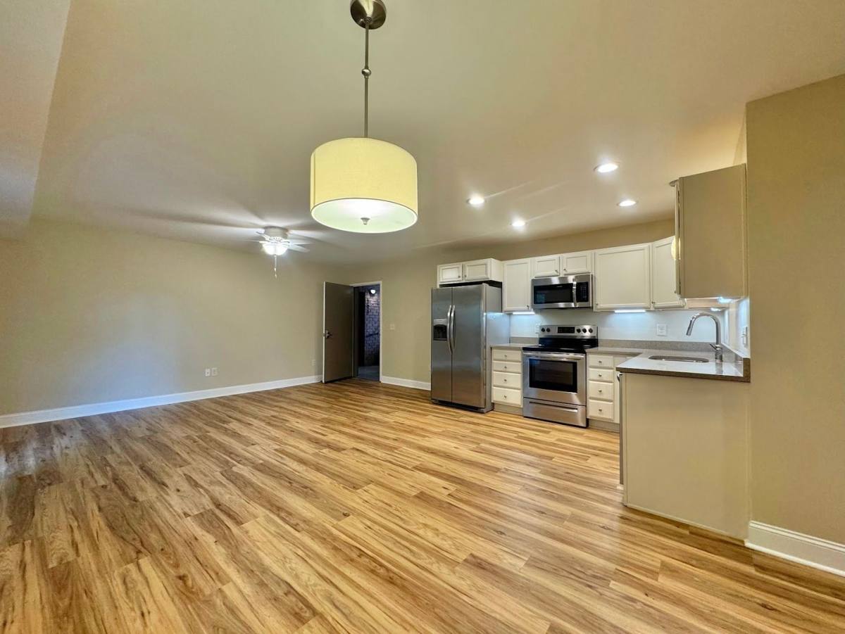 106 S Anderson St #B102, Morganton, NC 28655 - Apartment for Rent - Image 3
