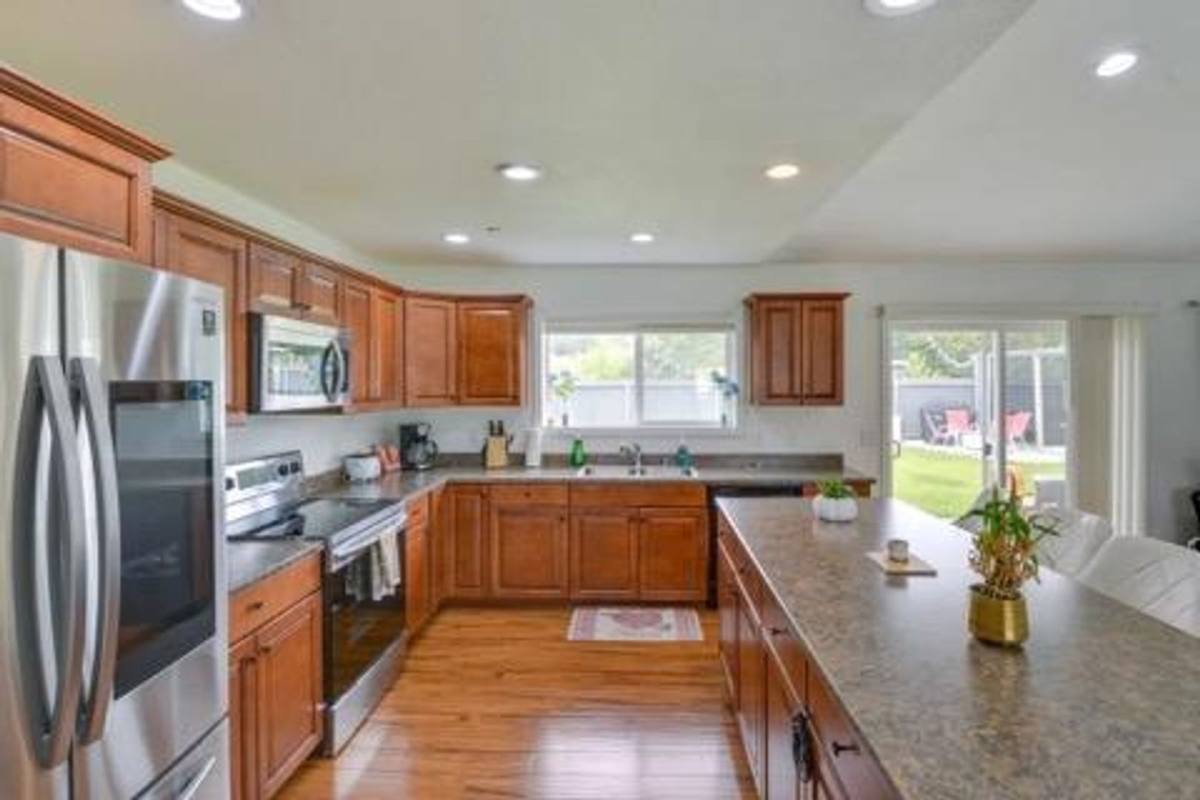 House for rent at 1680 Arlington, Crescent City, CA 95531