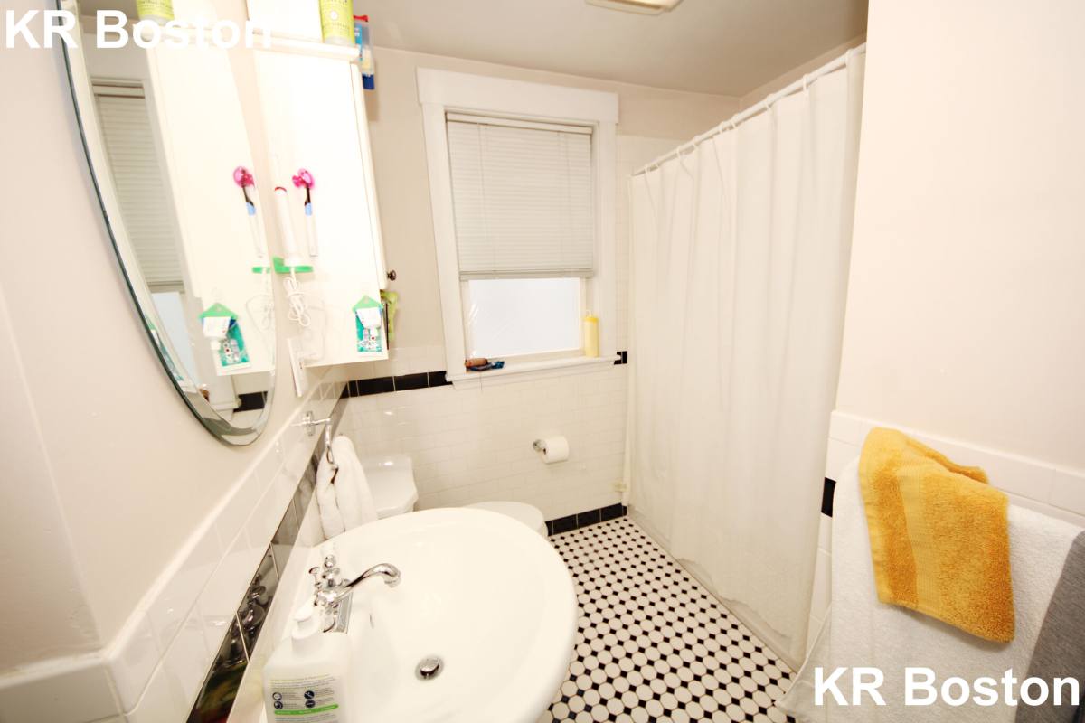House for rent at 29 Justin Rd #1, Brighton, MA 02135