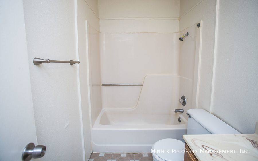 Townhouse for rent at 5804 6th St #B, Lubbock, TX 79416