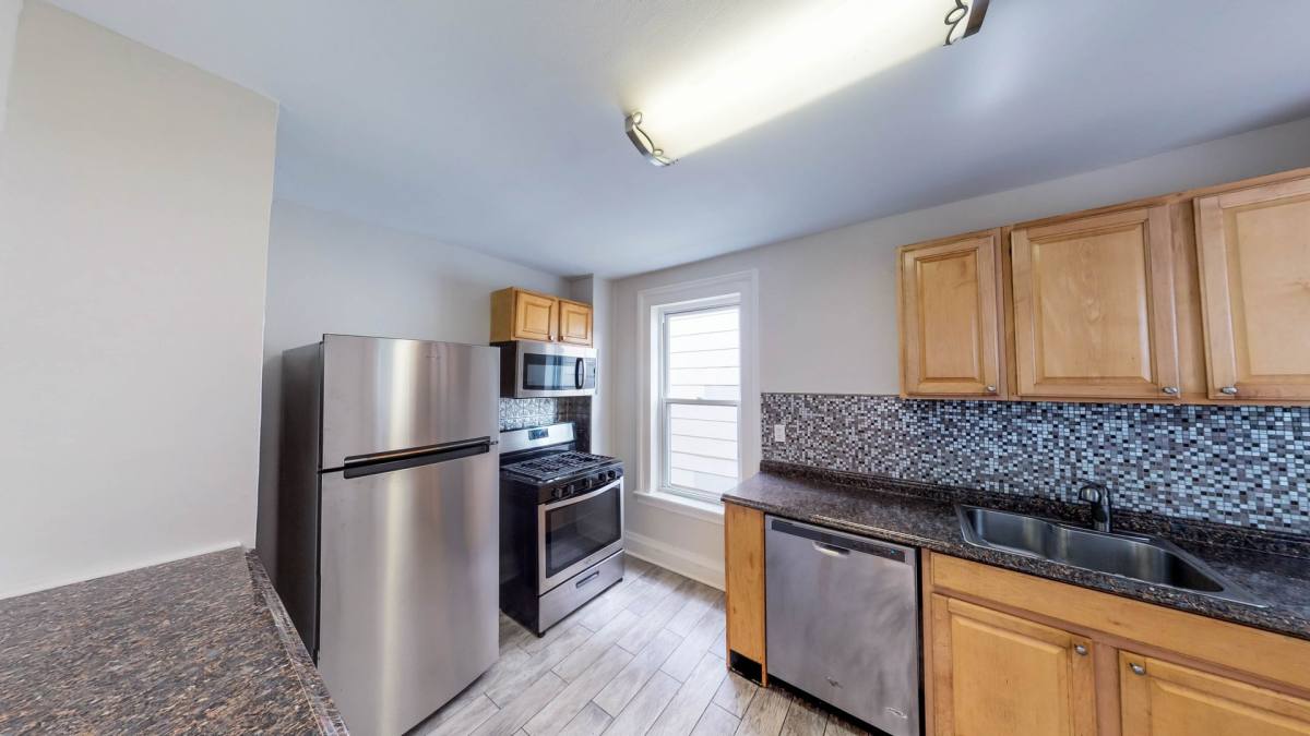 House for rent at 30 Henry St, New Haven, CT 06511