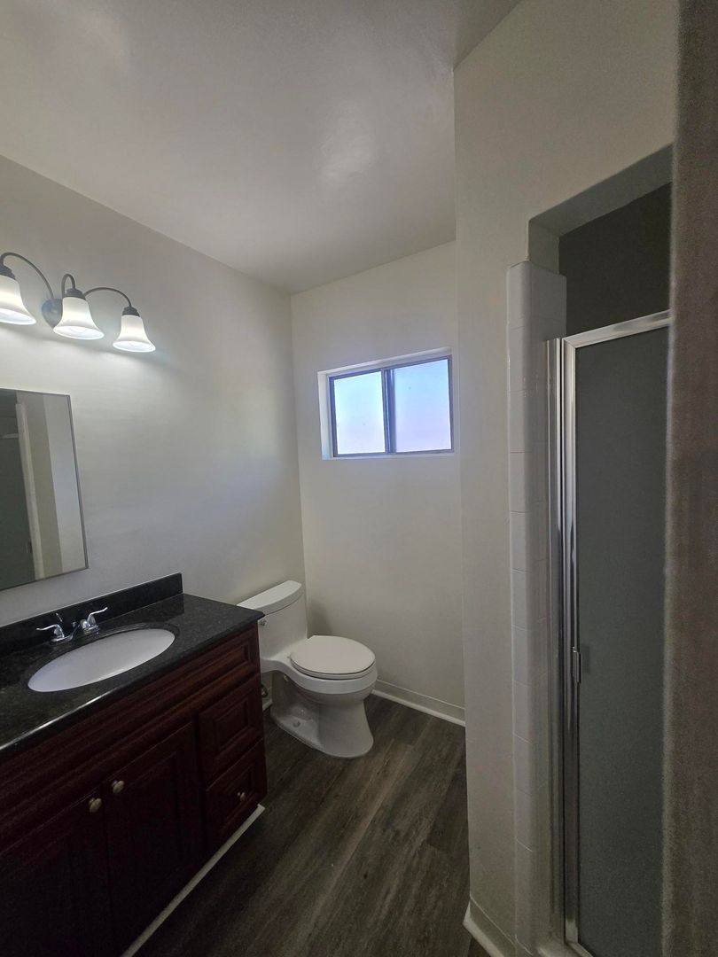 Apartment for rent at 614 W Stocker St, Glendale, CA 91202