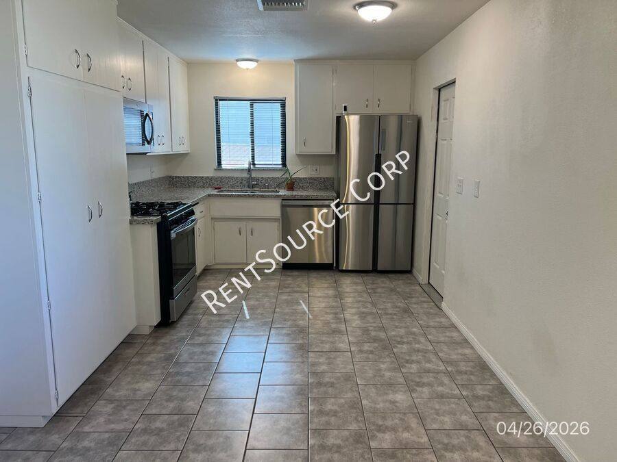 House for rent at 31181 Balsa Ave, Barstow, CA 92311