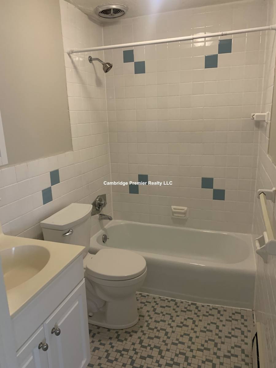 Apartment for rent at 375 Harvard St #21, Cambridge, MA 02139