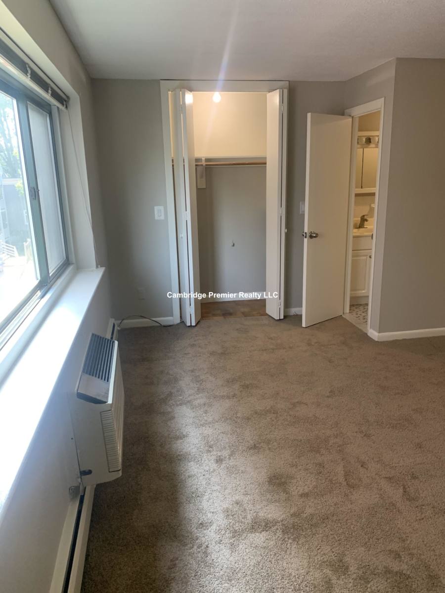 Apartment for rent at 375 Harvard St #21, Cambridge, MA 02139