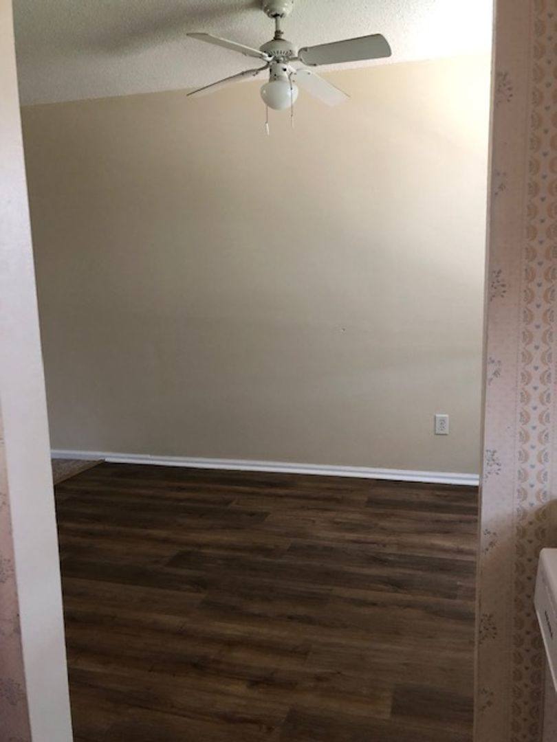 Apartment for rent at 5881 Ryewyck Dr, Toledo, OH 43614