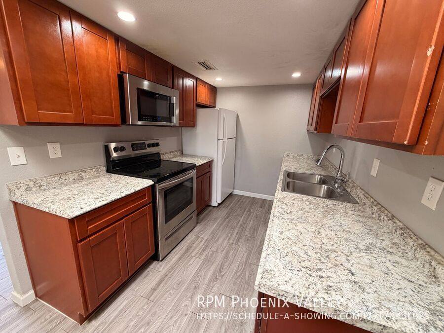 Apartment for rent at 6527 N 67th Ave #125, Glendale, AZ 85301