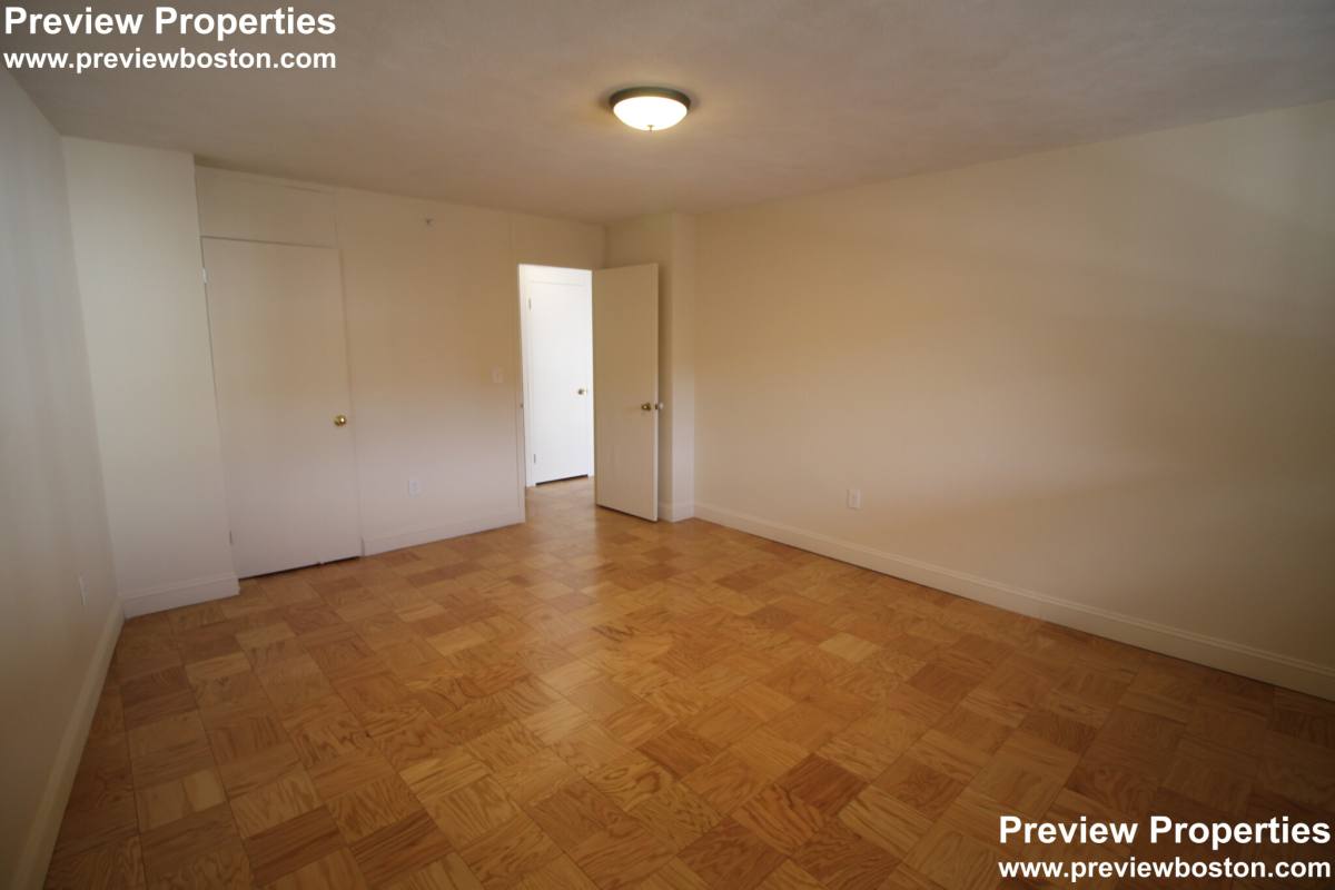 Apartment for rent at 101 Monmouth St #208P, Brookline, MA 02445