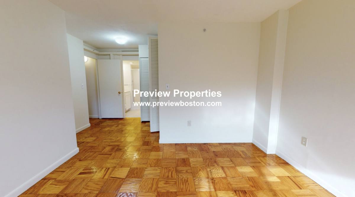 Apartment for rent at 101 Monmouth St #208P, Brookline, MA 02445