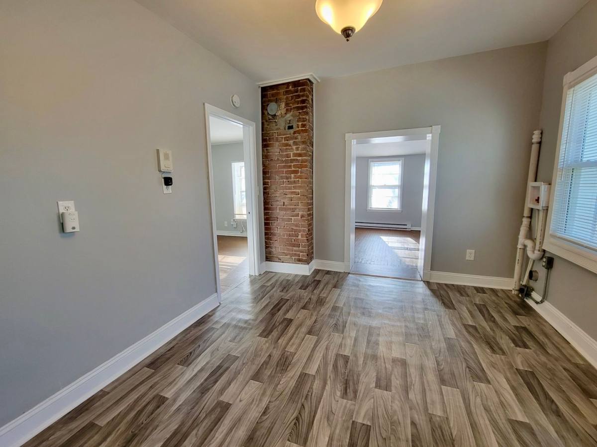 Apartment for rent at 1117 W 41st Terrace, Kansas City, MO 64111