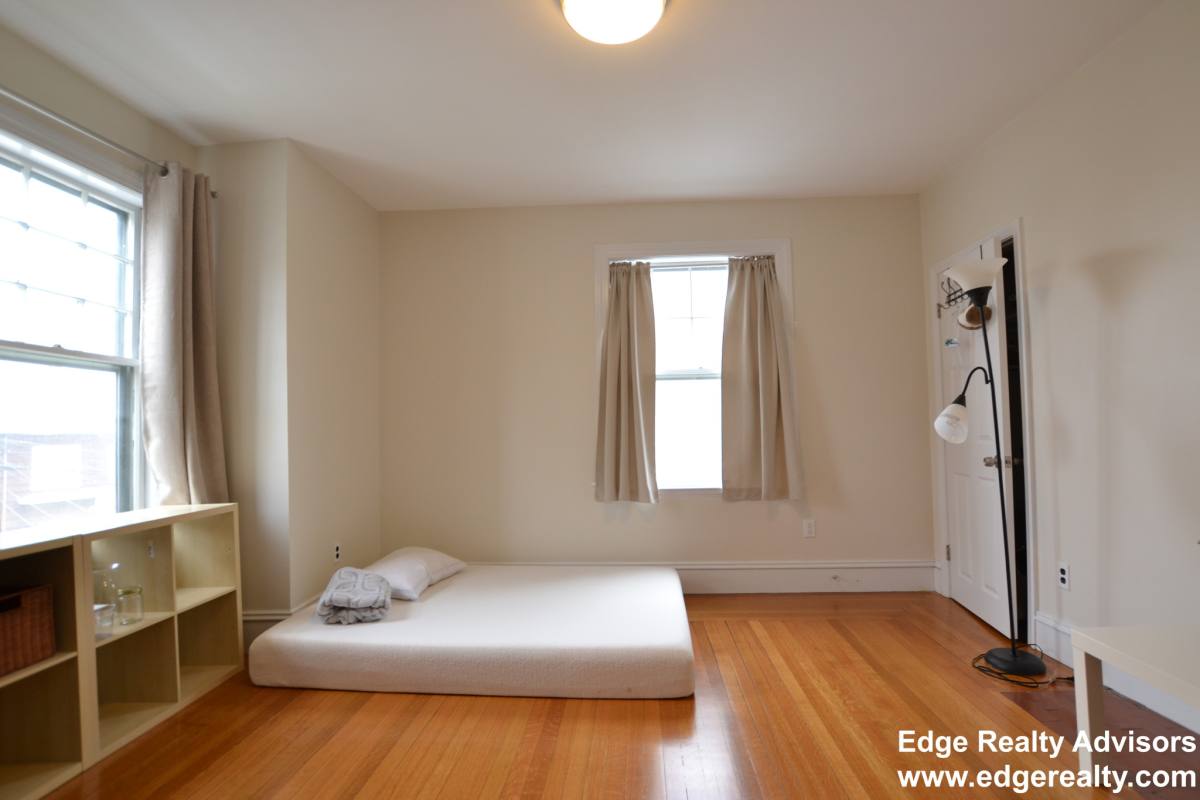 Apartment for rent at 46 Newcastle Rd, Brighton, MA 02135