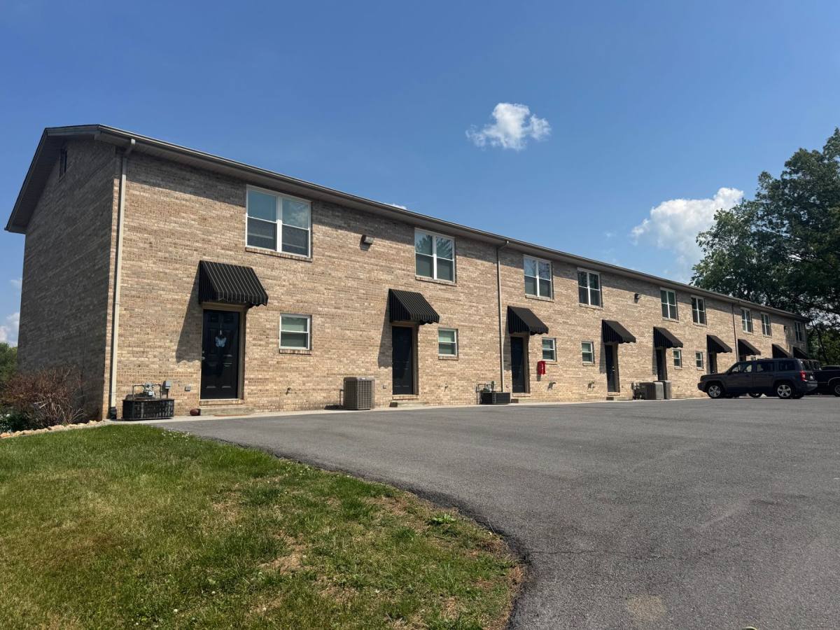 Apartment for rent at 722 Old Stage Rd, Church Hill, TN 37642