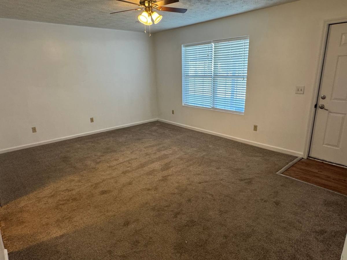 Apartment for rent at 722 Old Stage Rd, Church Hill, TN 37642