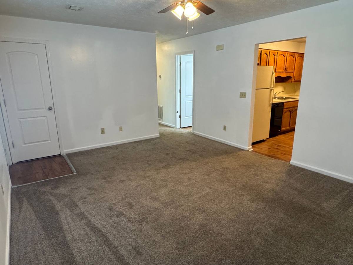 Apartment for rent at 722 Old Stage Rd, Church Hill, TN 37642