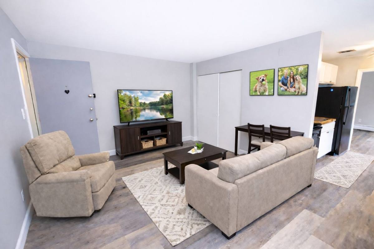 Apartment for rent at 5383 Sunnyslope Rd, Maple Heights, OH 44137