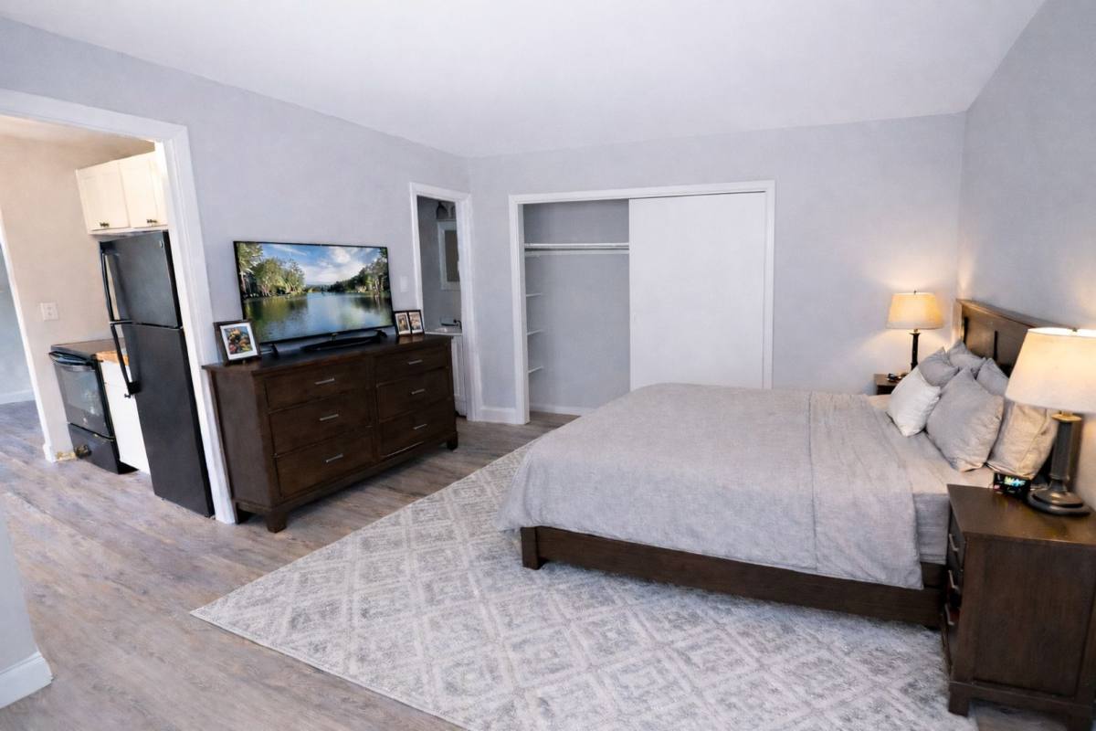 Apartment for rent at 5383 Sunnyslope Rd, Maple Heights, OH 44137