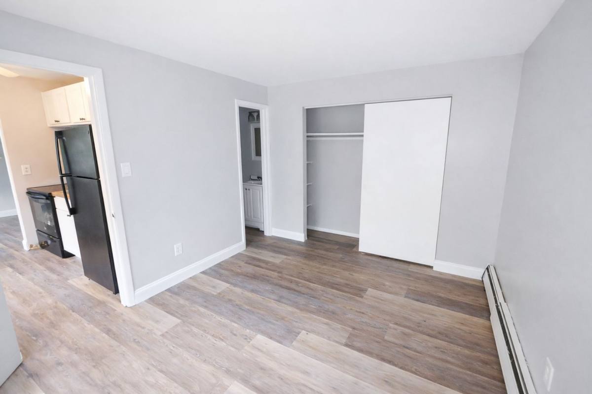 Apartment for rent at 5383 Sunnyslope Rd, Maple Heights, OH 44137