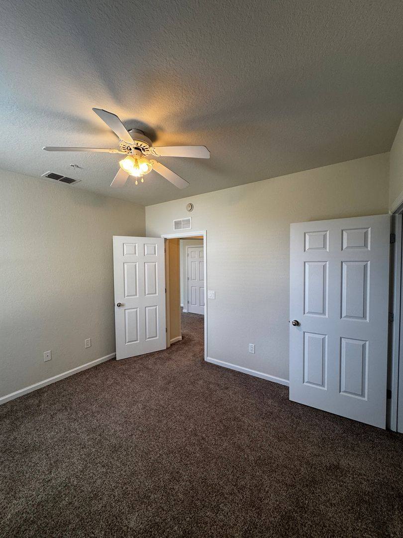 Condo for rent at 4401 SW 52nd Circle, Ocala, FL 34474