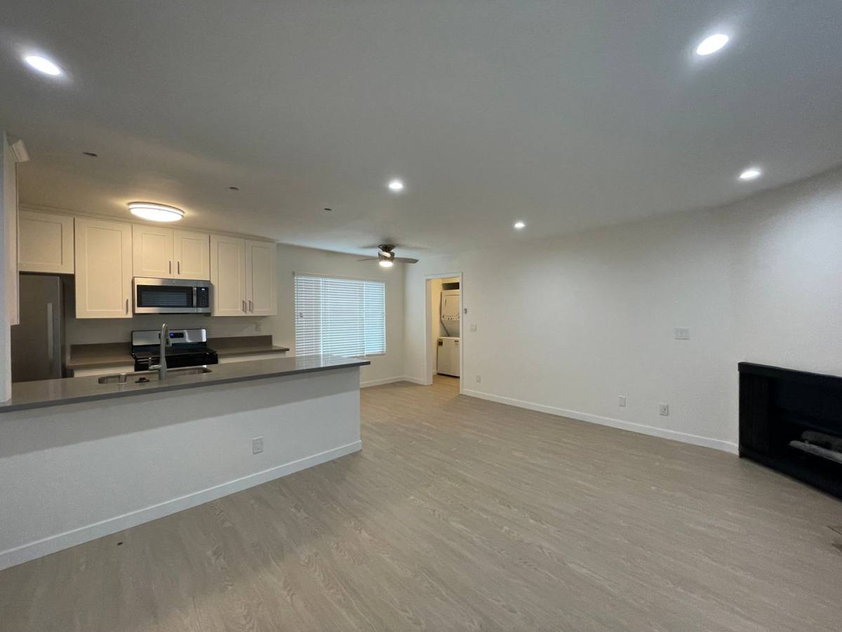 Apartment for rent at 3762 Canfield Ave, Los Angeles, CA 90034