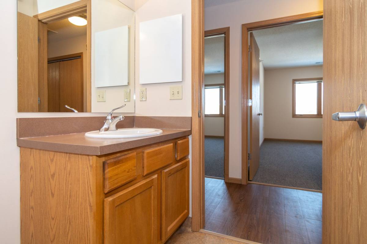 Apartment for rent at 3502 Lake St, Omaha, NE 68111