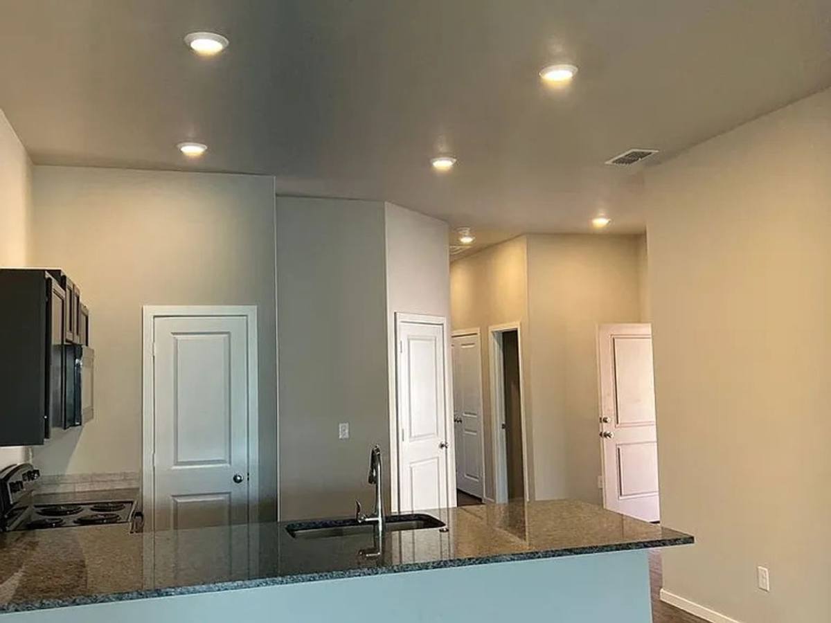 Apartment for rent at 9710 Saratoga Ave, Lubbock, TX 79424