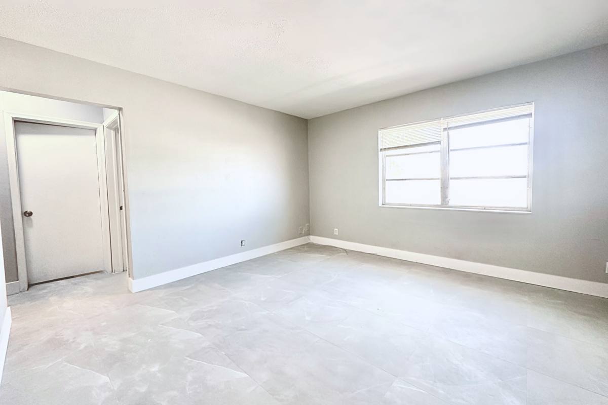 Apartment for rent at 1007 W Prospect Rd, Fort Lauderdale, FL 33309