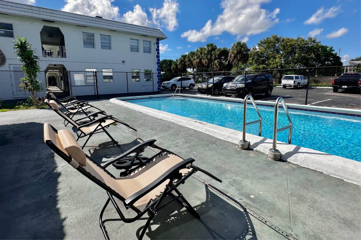 Apartment for rent at 1007 W Prospect Rd, Fort Lauderdale, FL 33309